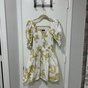 Paisley print puff sleeve dress